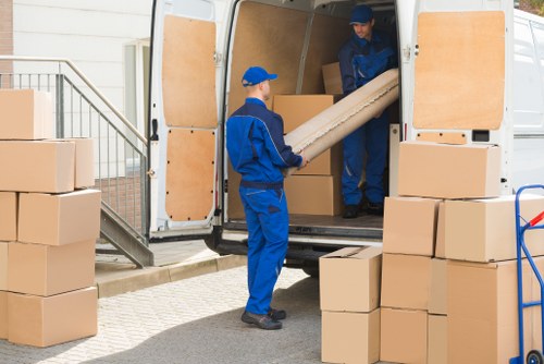 Moving service support for homes in Bethnalgreen