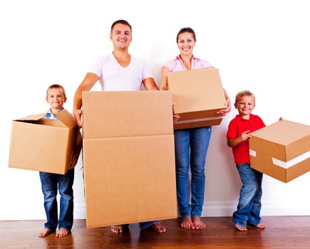 Professional removal van ready for a Bethnal Green house move